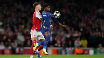 UEFA Şampiyonlar Ligi'nde ilk finalist Arsenal