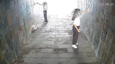 Konya'da 2 genç kız güvenlik kameralarını unuttu: Böyle yakalandılar!