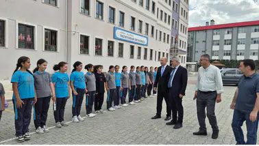Konya İl Milli Eğitim Müdürü Yiğit, okullardaki çalışmaları yerinde inceliyor