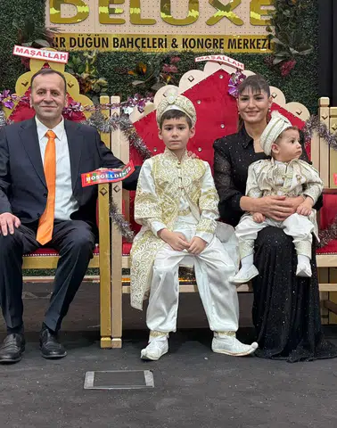 Abdullah Cem ile Muhammed Latif Erkekliğe İlk Adımlarını Attılar