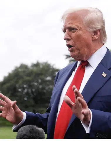 Trump'dan,  "sahte" olarak nitelendirdiği haberlere tepki