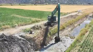 DSİ Seydişehir'de drenaj kanallarını temizledi
