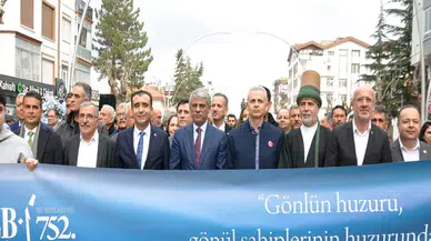 Mevlana'yı anma törenleri, Karaman’daki yürüyüşle başladı