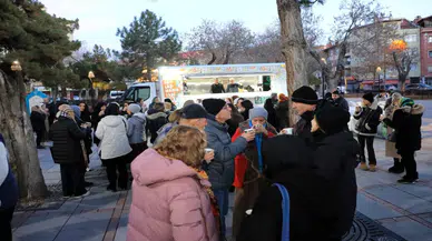 Karatay’dan Şeb-İ Arus’a özel çorba ikramı