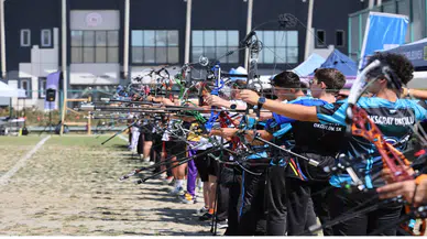 Konya'da Türkiye'nin dört bir yanından gelen okçular yarıştı