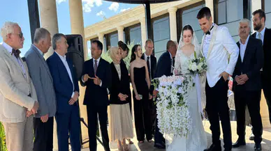 OSBÜK Başkanı Kütükcü’nün Oğlu Mustafa, İrem Çiçen İle Dünyaevine Girdi