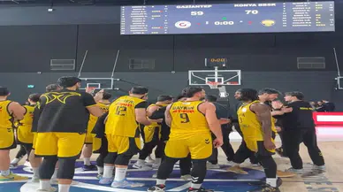 Büyükşehir Basketbol kupada final biletini aldı