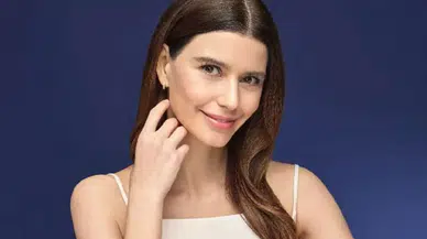 Beren Saat'ten şarkı sürprizi
