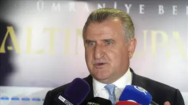 Bakan Bak'tan Konyaspor'a geçmiş olsun mesajı