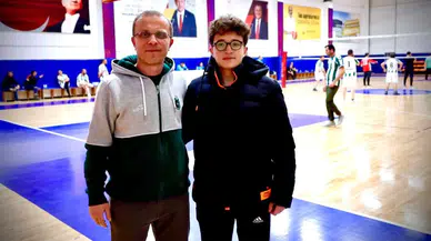 Muhittin Şener Yakışıklı Oğlu Ömer ile