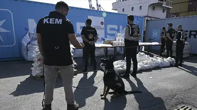 Gümrükler Muhafaza ekipleri zehir tacirlerine göz açtırmadı