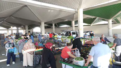 Yerli Ürün Pazarı, üretici ile tüketiciyi doğrudan buluşturuyor