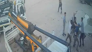 Konya'da sanayide tekmeli, yumruklu kavga yaşandı