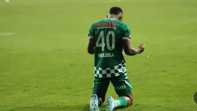 Muleka kupanın üzüntüsünü atlatamadı!