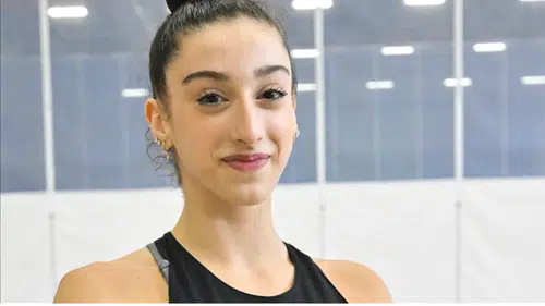 Milli ritmik cimnastikçi Hatice Gökçe Emir Dünya Şampiyonası'nda Finalde