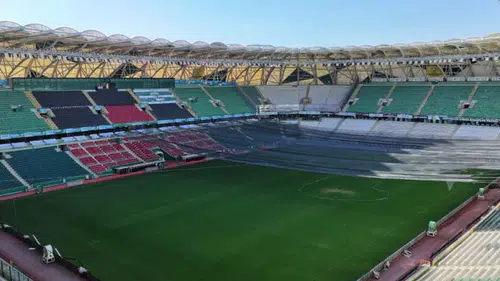 Konya Büyükşehir Stadyumu, Türkiye-İspanya maçı için gün sayıyor