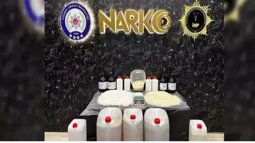 Uyuşturucu operasyonunda 218 kilogram metamfetamin ele geçirildi