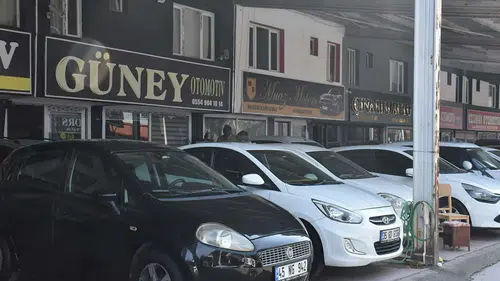 Gurbetçiler uçakla geliyor, Araç kiralıyor