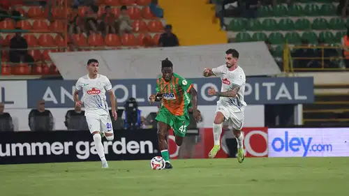 Alanyaspor, Çaykur Rizespor'la berabere kaldı:0-0