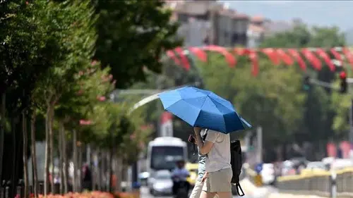 Hafta sonu sıcaklıklar mevsim normalleri üzerinde seyredecek