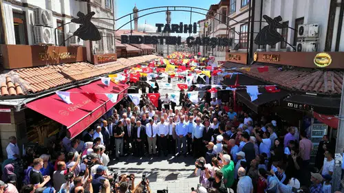 Konya'nın kalbi Bedesten'te atacak: Alışveriş günleri başlıyor!