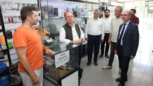 AK Parti Konya teşkilatı sahada: Esnaftan gelen talepler neler?
