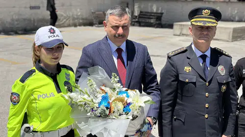Bakan Çiftçi, Konya'da emniyet ve jandarma personeliyle bayramlaştı