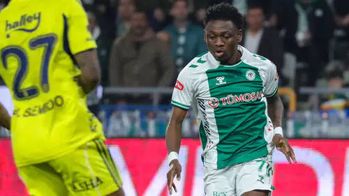 Olaigbe Konyaspor’da kaldı