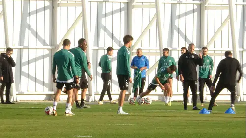 Konyaspor yeni sezon için sahaya iniyor