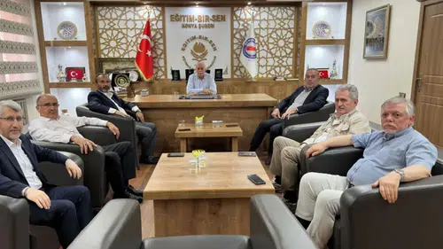 Eğitim-Bir-Sen Konya’da Dr. Mehmet Aziz Anik’e adaylık desteği
