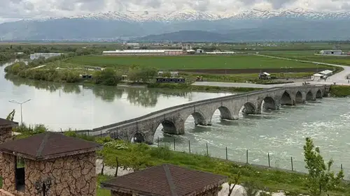 Dolusavak kapakları açıldı