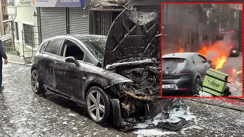 Seyir halindeki otomobil alev alev yandı