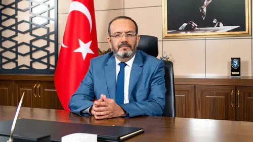 KTÜN Rektörü Çelik’ten bayram mesajı: Biz olma bilincini kuvvetlendirmeliyiz