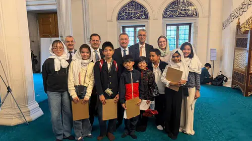 Ziya Altunyaldız Tokyo Camii’nde: Dostluğun sessiz sembolüne anlamlı ziyaret!