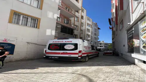 Madde bağımlısı olduğu iddia edilen baba, 3 yaşındaki oğlunu boğdu