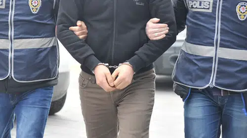 "Usulsüz iskan" operasyonunda 27 şüpheli yakalandı
