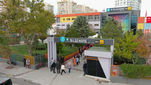Başkan Altay’dan sınav öncesi öğrencilere moral desteği