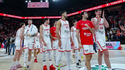 A Milli Erkek Basketbol Takımı’nda Onuralp kadrodan çıkarıldı