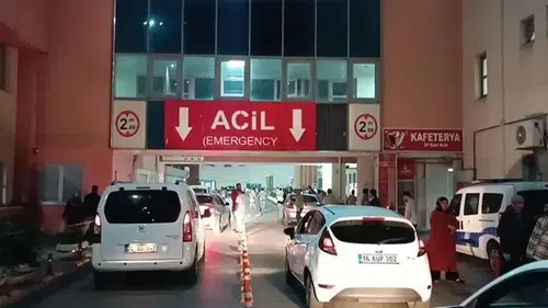 Kavgada ateşlenen silahla başından vuruldu