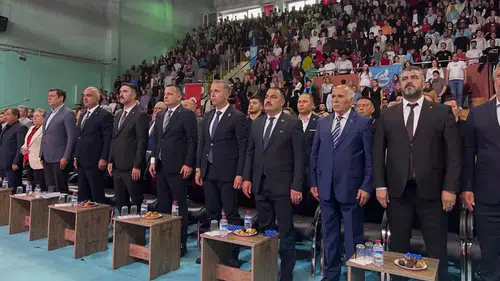 Ülkü Ocakları’ndan gençlik şöleni
