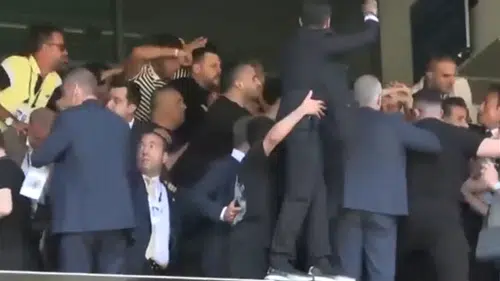 Fenerbahçe genel kurulunda gerginlik yaşandı