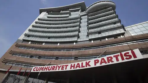 Konya siyasetinde flaş gelişme: İl başkanı ihraç talebiyle disipline sevk edildi!