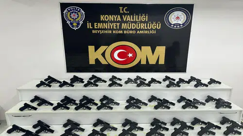 Konya'da otomobilden 70 adet tabanca ele geçirildi