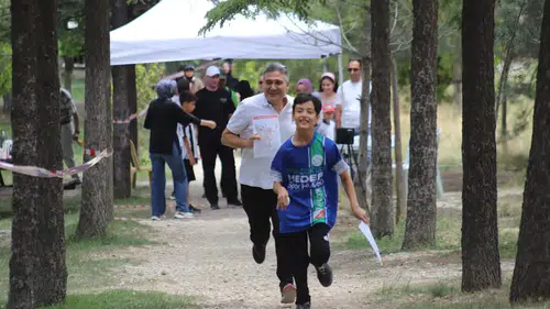 Konya'da aileler kıyasıya yarıştı!