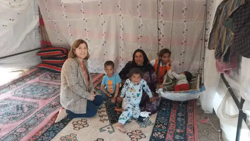Konya'daki mevsimlik tarım işçisi ailelere yakın destek: Çadırlar ziyaret edildi!