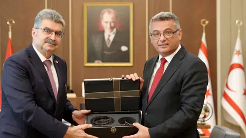 Konya Vekili Erdem'den KKTC'de kritik ziyaret! Cumhurbaşkanı Erhürman ile görüştü