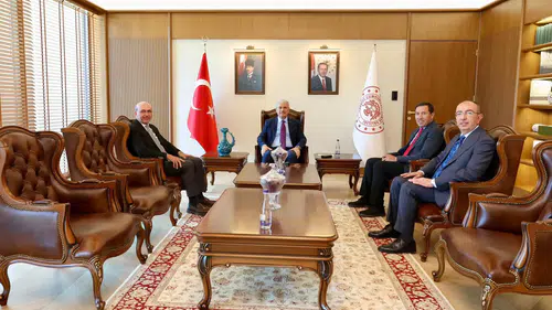 Valilik binası taşındı: Başkanlar hayırlı olsun ziyaretine gitti!