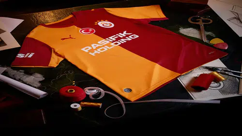 Galatasaray’ın yeni sezon formaları tanıtıldı