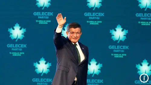 Ahmet Davutoğlu Gelecek Partisi'ni kapatma kararı aldı