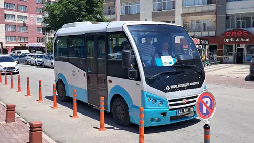Konya'da bu minibüs sadece iş arayanlar için çalışıyor!